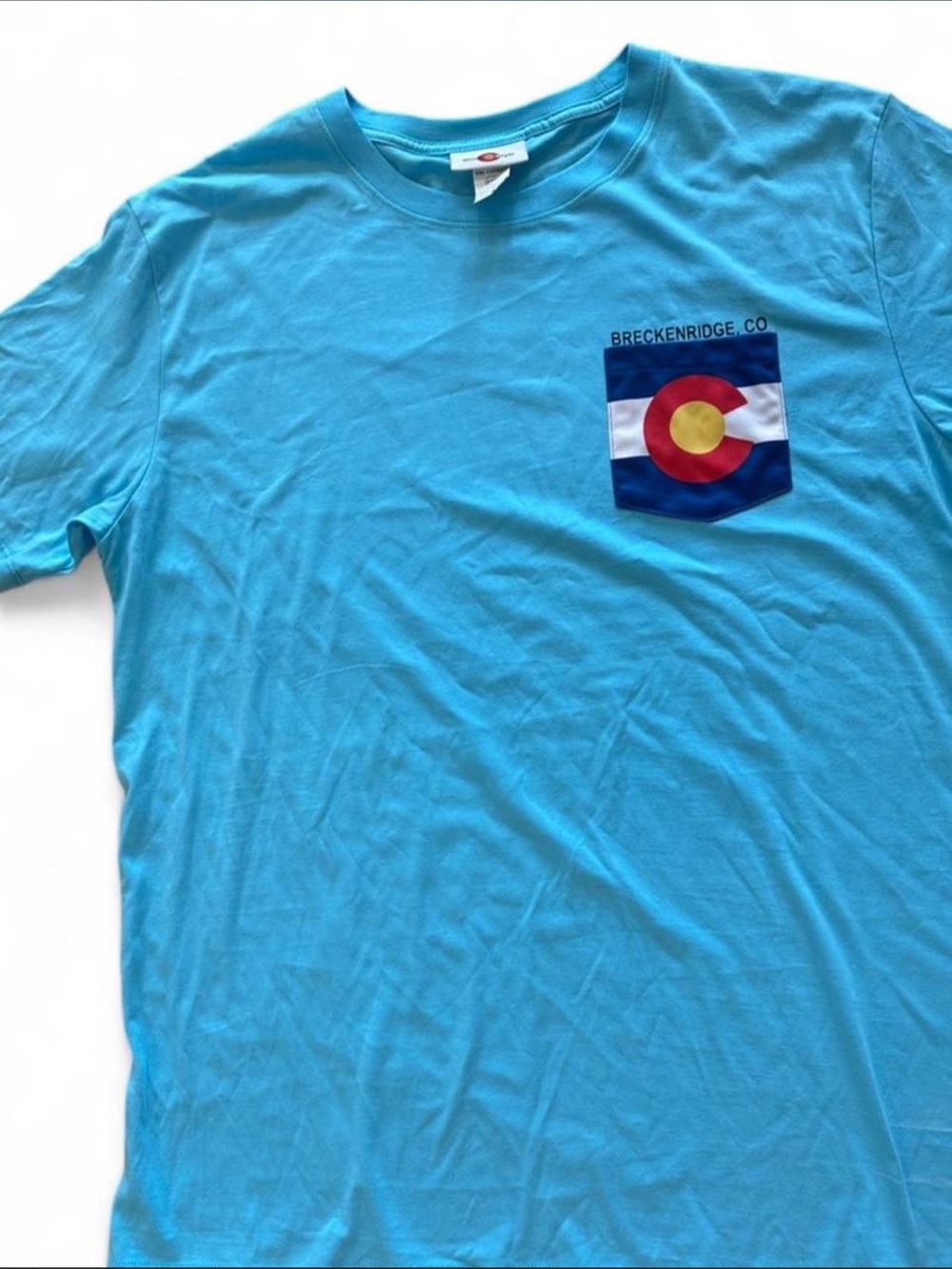 Mountainstyle Breckenridge Colorado pocket tee 🌄